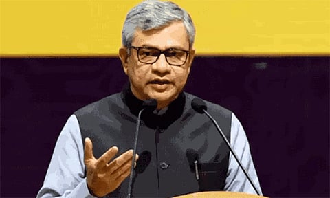 'ஒவ்வொரு ரெயில் டிக்கெட்டுக்கும் 46 சதவீதம் தள்ளுபடி வழங்கப்படுகிறது' - மத்திய ரெயில்வே மந்திரி