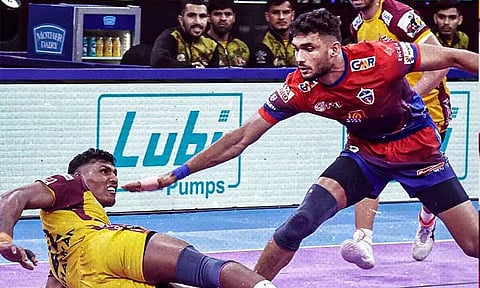 புரோ கபடி லீக்: தெலுங்கு டைட்டன்ஸ் அணியை வீழ்த்தி உ.பி.யோத்தாஸ் வெற்றி