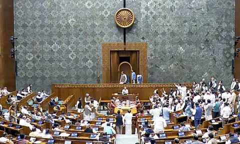 தொடர் அமளி; நாடாளுமன்ற இரு அவைகளும் 9ம் தேதி வரை ஒத்திவைப்பு