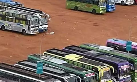 சென்னை முடிச்சூரில் ஆம்னி பஸ் நிறுத்துமிடம்: மு.க.ஸ்டாலின் திறந்து வைத்தார்