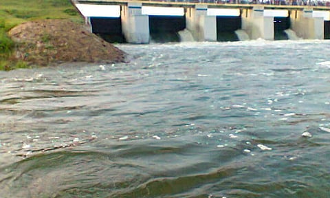 செம்பரம்பாக்கம் ஏரி திறப்பு- வெள்ள அபாய எச்சரிக்கை