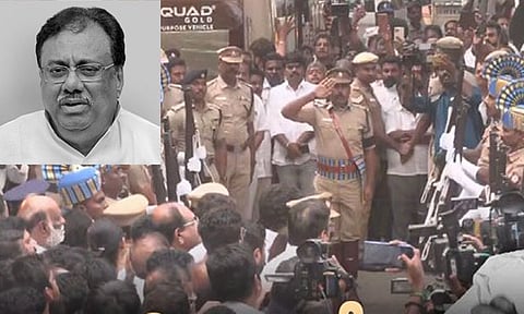 ஈ.வி.கே.எஸ்.இளங்கோவனின் உடல் அரசு மரியாதையுடன் தகனம்