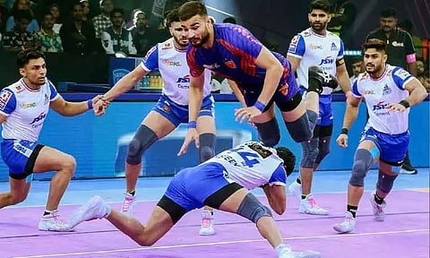 புரோ கபடி லீக்; தபாங் டெல்லி - பெங்கால் வாரியர்ஸ் இன்று மோதல்