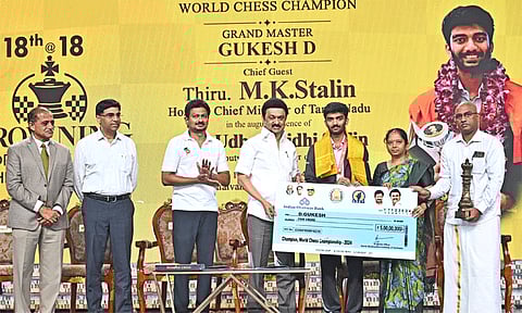 "உலகத்திலேயே செஸ் என்றால் தமிழ்நாடு தான்.." - விஸ்வநாதன் ஆனந்த் புகழாரம்