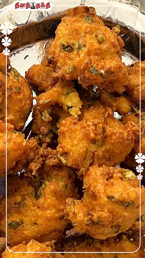 மீந்துபோன சாதத்தில் சுவையான பக்கோடா செய்வது எப்படி?