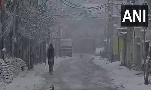 வட மாநிலங்களில் வாட்டி வதைக்கும் குளிர்.. மக்கள் அவதி