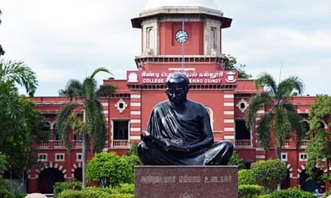 மாணவி வன்கொடுமை - சிறப்பு குழுவின் விசாரணை தொடக்கம்