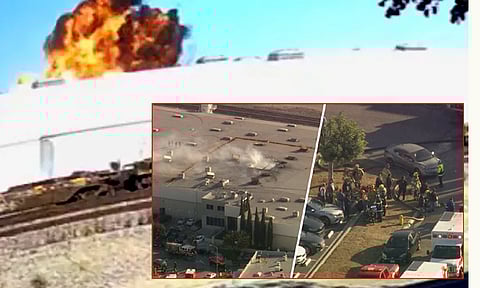 வணிக வளாகம் மீது விமானம் மோதி விபத்து - 2 பேர் பலி