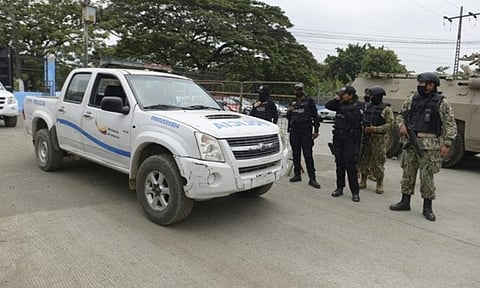 ஈகுவடாரில் உள்நாட்டு கலவரம் ராணுவ அவசர நிலை பிரகடனம்