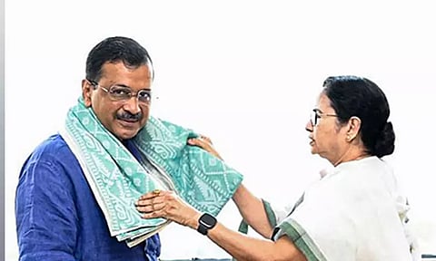 டெல்லி சட்டசபை தேர்தல்: ஆம் ஆத்மி.,க்கு திரிணாமுல் ஆதரவு- மம்தாவுக்கு கெஜ்ரிவால் நன்றி