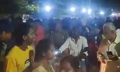 திருப்பதியில் கூட்ட நெரிசல்: பெண் பக்தர் உயிரிழப்பு