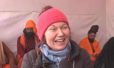 இந்துத்துவா மீது தீவிர பக்தி... மகா கும்பமேளாவில் பங்கேற்கும் பிரெஞ்சு பெண்