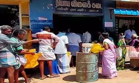 பொங்கல் பரிசு தொகுப்பு: ரேஷன் கடைகள் இன்று இயங்கும்