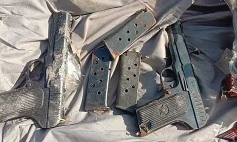 ஜம்மு-காஷ்மீரில் ஆயுதங்கள், வெடிமருந்துகள் பறிமுதல்