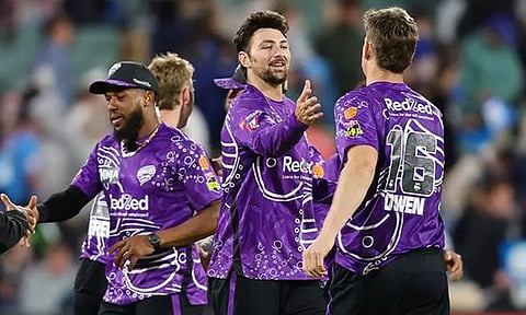 டிம் டேவிட் அரைசதம்.. சிட்னி தண்டர் அணியை வீழ்த்தி வெற்றி பெற்ற ஹோபர்ட் ஹரிகேன்ஸ்