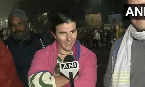 மகா கும்பமேளா குறித்து வெளிநாட்டு பெண் பக்தர் நெகிழ்ச்சி