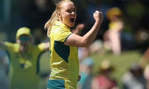 மகளிர் ஆஷஸ் ஒருநாள் கிரிக்கெட்: இங்கிலாந்தை வீழ்த்தி தொடரை கைப்பற்றிய ஆஸ்திரேலியா