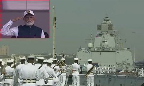 3 போர்க்கப்பல்களை நாட்டுக்கு அர்ப்பணித்தார் பிரதமர் மோடி