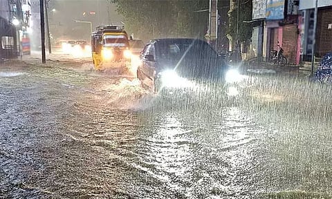 இரவு 10 மணி வரை மழைக்கு வாய்ப்புள்ள மாவட்டங்கள் எவை..?