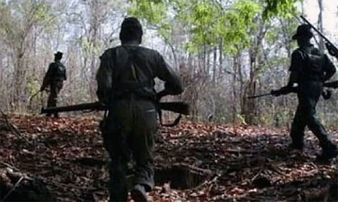 சத்தீஸ்கரில் நடந்த என்கவுன்டரில் 12 நக்சலைட்டுகள் சுட்டுக்கொலை