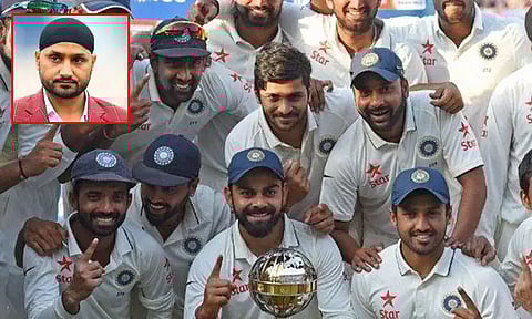 உங்களுக்கு அவர் கடினமாக உழைப்பது தெரியவில்லையா..? - இந்திய வீரர் குறித்து ஹர்பஜன் கேள்வி