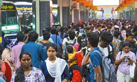 பொங்கல் பண்டிகை: அரசு பேருந்துகளில் 8.73 லட்சம் பேர் பயணம்