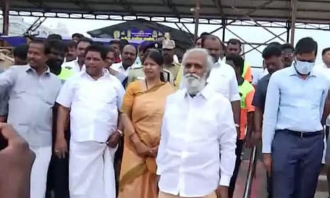 திருச்செந்தூர் சுப்பிரமணிய சுவாமி கோவில் கடற்கரையில் கடல் அரிப்பு - அமைச்சர்கள் ஆய்வு