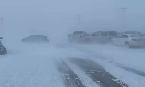 பனிமூட்டத்தால் வாகனங்கள் அடுத்தடுத்து மோதல்- லாரி டிரைவர் பலி