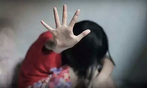 பெங்களூருவில் தமிழக பெண் கூட்டு பலாத்காரம்: நகைகளை பறித்து நிகழ்த்திய கொடூரம்