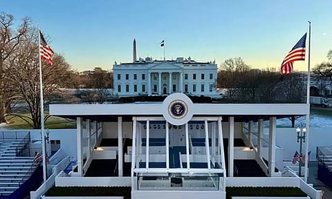 உலகளாவிய உதவி திட்டங்களுக்கான நிதியை நிறுத்தி வைக்க அமெரிக்க அரசு முடிவு