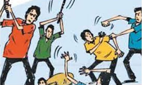 மத்திய பிரதேசம்: கோஷ்டி மோதலில் 4 பேர் பலி