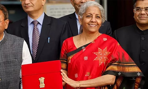 பட்ஜெட் 2025-26: தனிநபர் வருமான வரி விதிப்பில் மாற்றம் இருக்குமா?