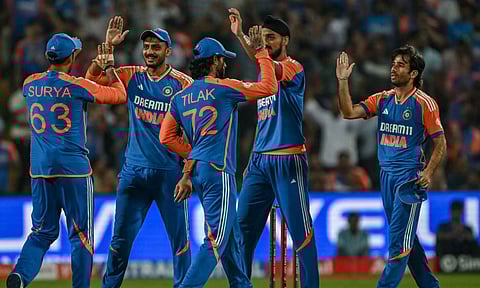 4-வது டி20: இங்கிலாந்தை வீழ்த்தி தொடரை கைப்பற்றிய இந்தியா