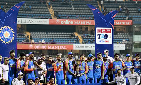 இங்கிலாந்துக்கு எதிரான டி20 தொடர்: சிறந்த பீல்டர் விருதை வென்ற இந்திய வீரர் யார் தெரியுமா..?