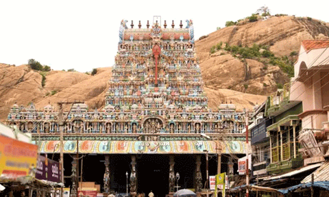 இயல்பு நிலைக்கு திரும்பிய திருப்பரங்குன்றம்: பக்தர்கள் மலைக்கு செல்ல அனுமதி