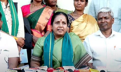 'சாதிவாரி கணக்கெடுப்பு குறித்து விஜய் கேட்பது சரிதான்' - வானதி சீனிவாசன்