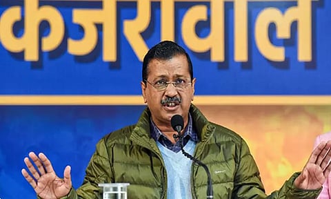 அரவிந்த் கெஜ்ரிவாலுக்கு லஞ்ச ஒழிப்புத்துறை நோட்டீஸ்