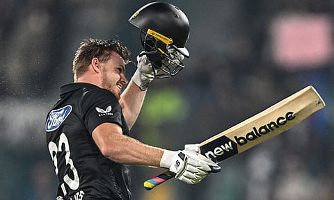 கிளென் பிலிப்ஸ் அதிரடி சதம்.. பாகிஸ்தானுக்கு இமாலய இலக்கு நிர்ணயித்த நியூசிலாந்து