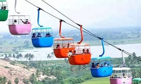 பழனி முருகன் கோவிலில் ரோப்கார் சேவை பாதிப்பு