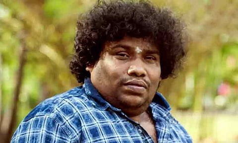 யோகி பாபு கார் விபத்தில் சிக்கியதாக தகவல்