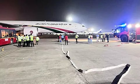 வங்காளதேச விமானம் நாக்பூரில் அவசரமாக தரையிறக்கம்