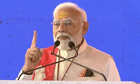 'அடிமை மனநிலை கொண்டவர்கள் நமது மதம், கலாசாரத்தை விமர்சிக்கின்றனர்' - பிரதமர் மோடி