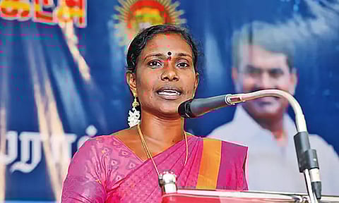 நாம் தமிழர் கட்சியில் இருந்து காளியம்மாள் விலகல்