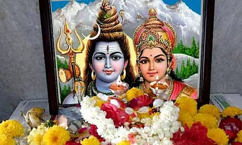 மகா சிவராத்திரி 2025: வீட்டில் பூஜை செய்வது எப்படி?