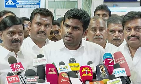 தொகுதி மறுசீரமைப்பு என்று முதல்-அமைச்சர் ஏன் கபட நாடகமாடுகிறார்? - அண்ணாமலை