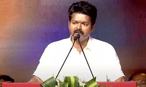 அரசியலில் நிரந்தர நண்பனும் இல்லை, எதிரியும் இல்லை: விஜய்