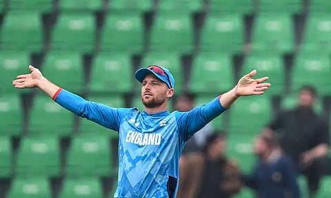 சாம்பியன்ஸ் டிராபி தோல்வி: இந்த தருணத்தில் எந்த முடிவையும் எடுக்க கூடாது - இங்கிலாந்து கேப்டன்