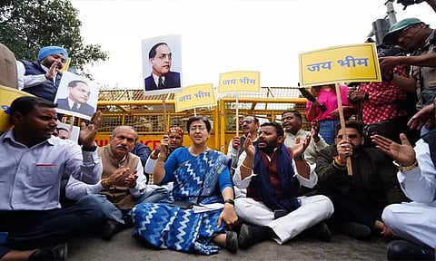 டெல்லி சட்டசபையில் நுழைய ஆம் ஆத்மி எம்.எல்.ஏ.க்களுக்கு தடையா..?