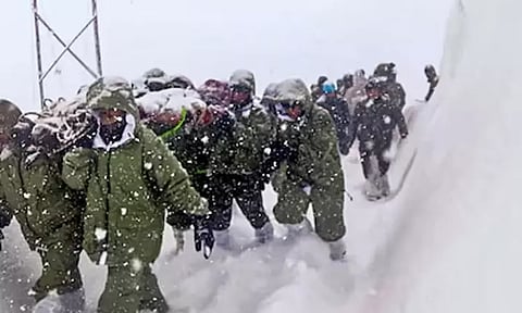 உத்தரகாண்ட் பனிச்சரிவு; மீட்பு பணி தீவிரம்..22 பேரின் கதி என்ன?