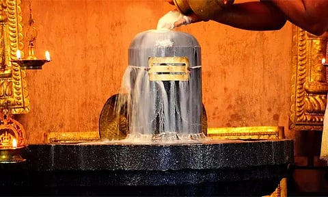 இன்று செவ்வாய் பிரதோஷம்.. சகல தோஷங்களையும் நீக்கும் சிவ வழிபாடு